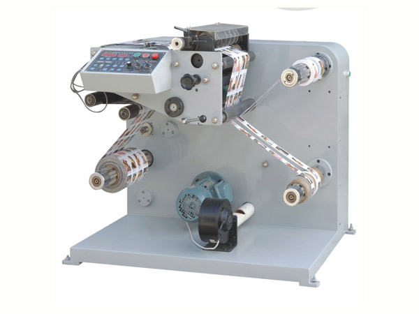 LX-320 型自動分切機